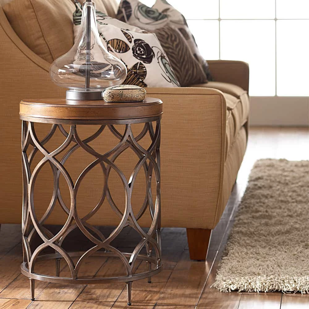 Hidden Treasures Round Lamp Table 090571
