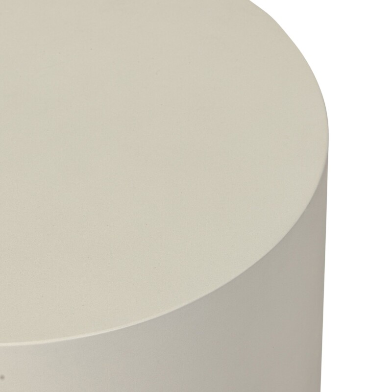Ivan Round End Table - 105432-004 105432004