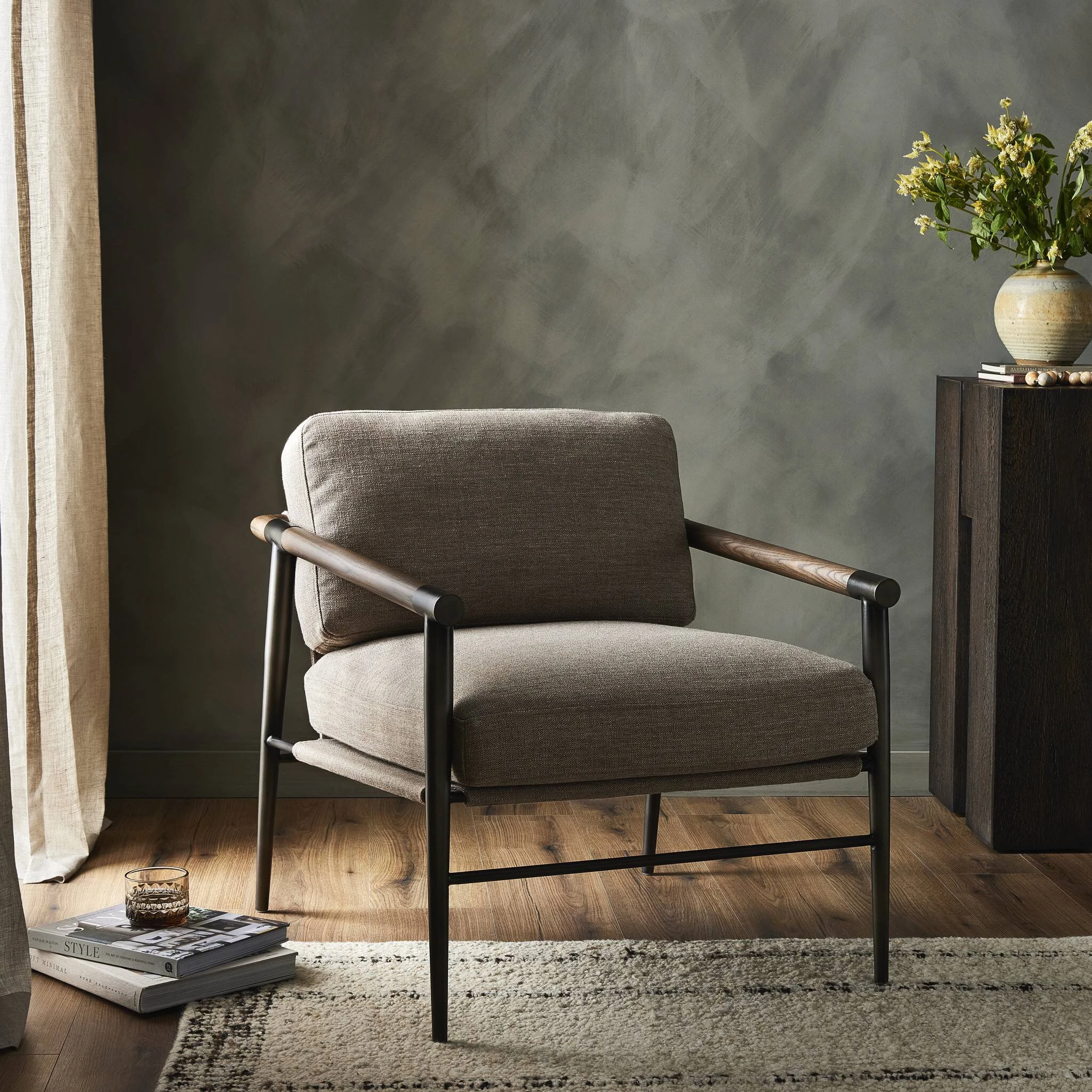 Rowen Chair - 105778-012 105778012