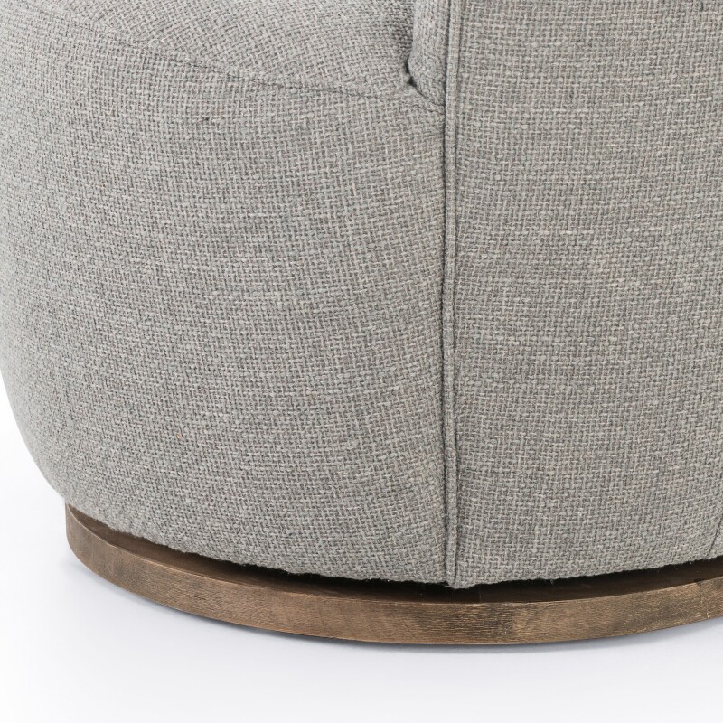 Aurora Swivel Chair - 106102-025 106102025