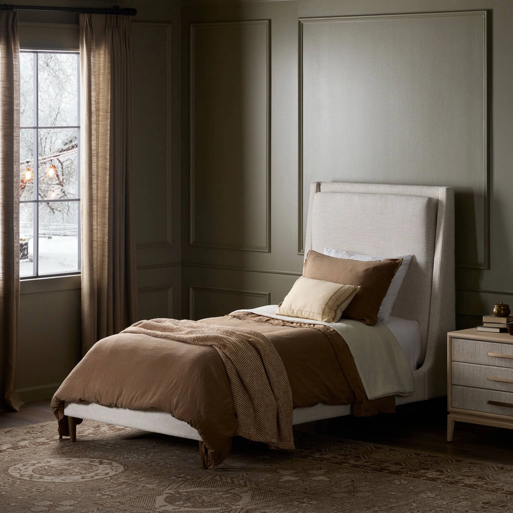 Potter Bed - 106124-024 106124024