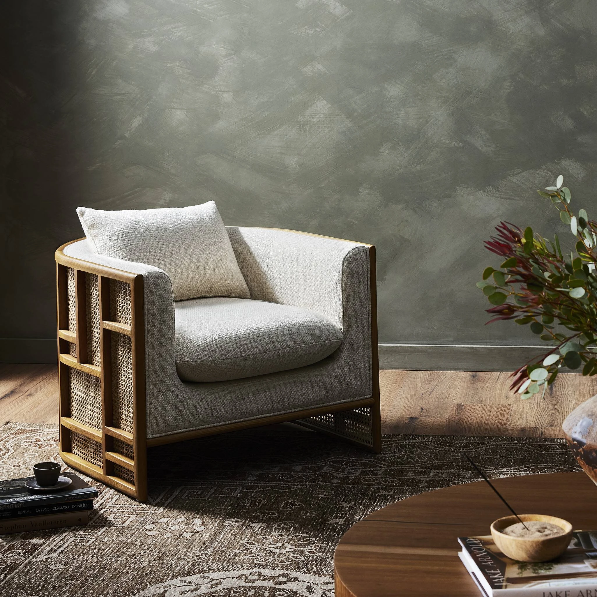 June Chair - 106130-004 106130004