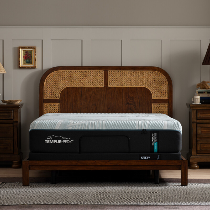 TEMPUR-ProAdapt® Medium Queen 10748151