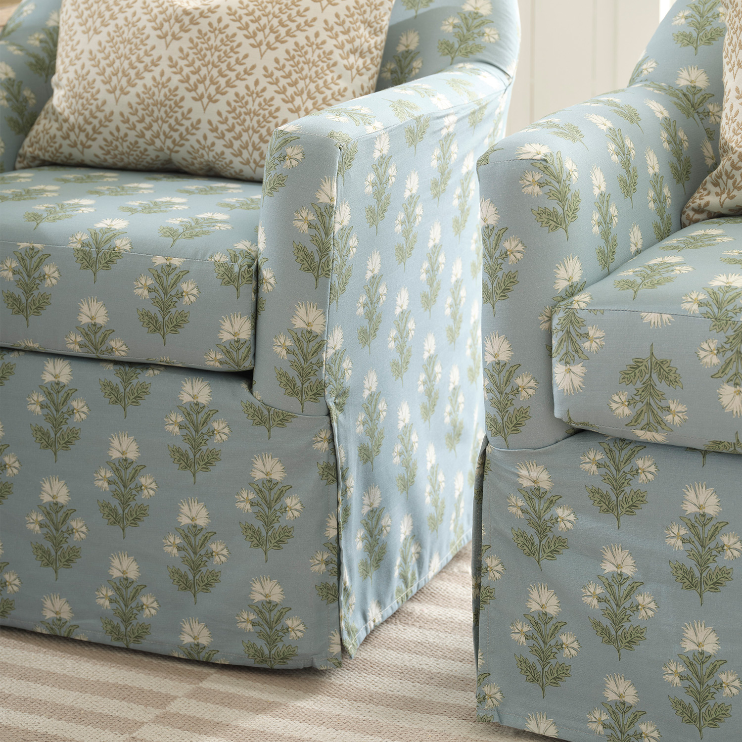 Meg - Classic Slipcovered Look Swivel Chair - 1108 1108