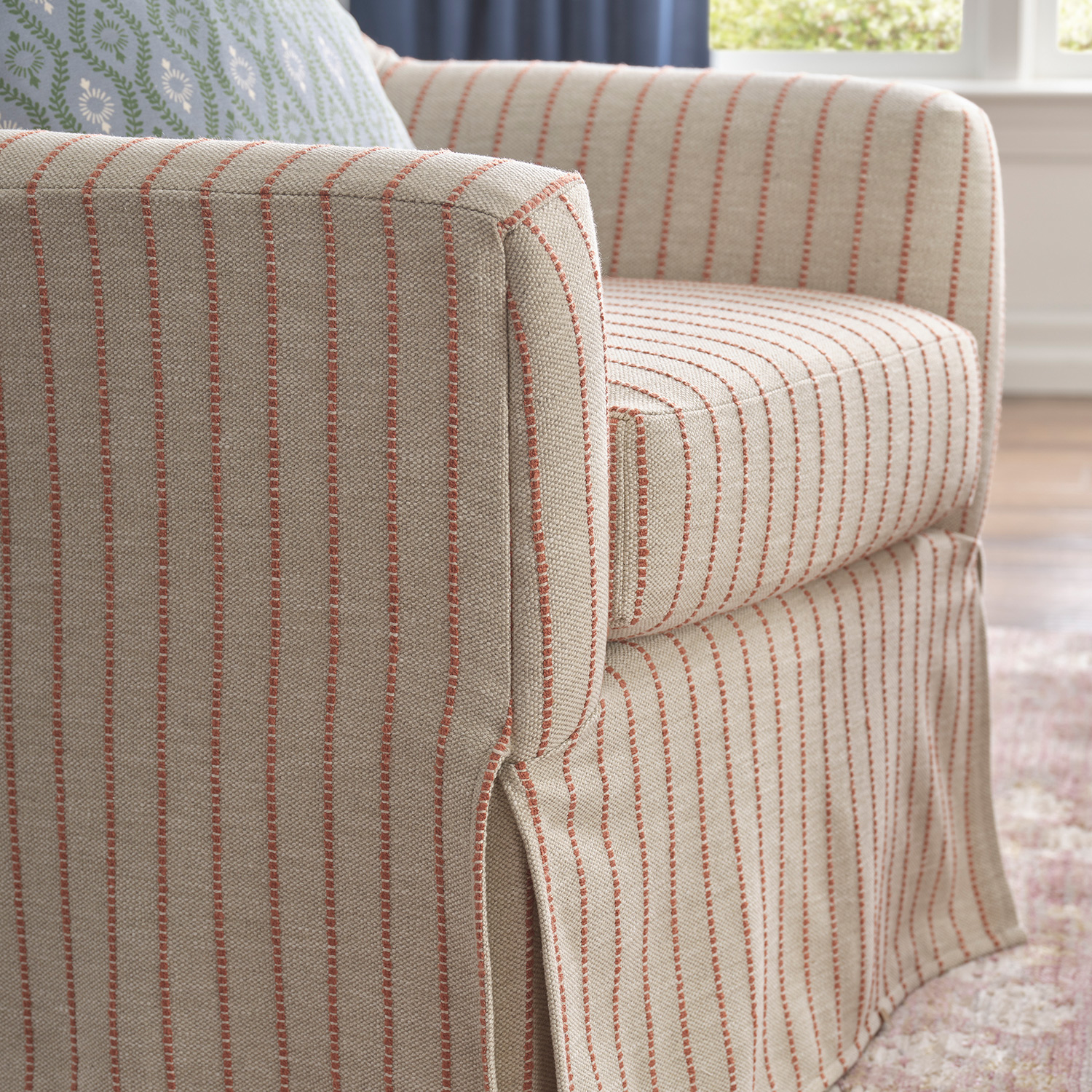 Meg - Classic Slipcovered Look Swivel Chair - 1108 1108