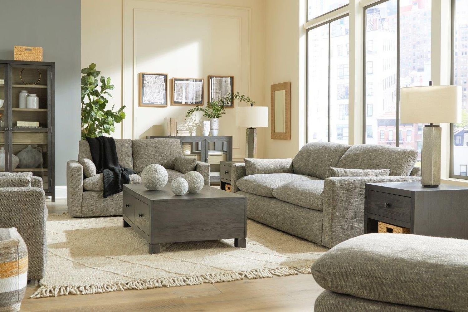 Dramatic Sofa In Granite 1170238