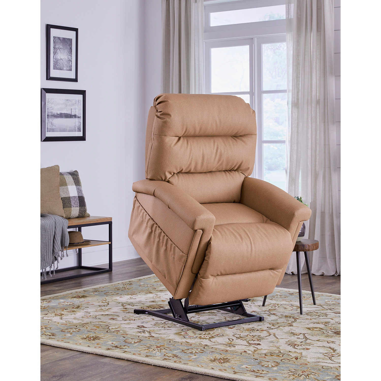 Metis - Medium Sized Lift Recliner Featuring Infinite Positions Including Zero Gravity - 11MZ13 11MZ13