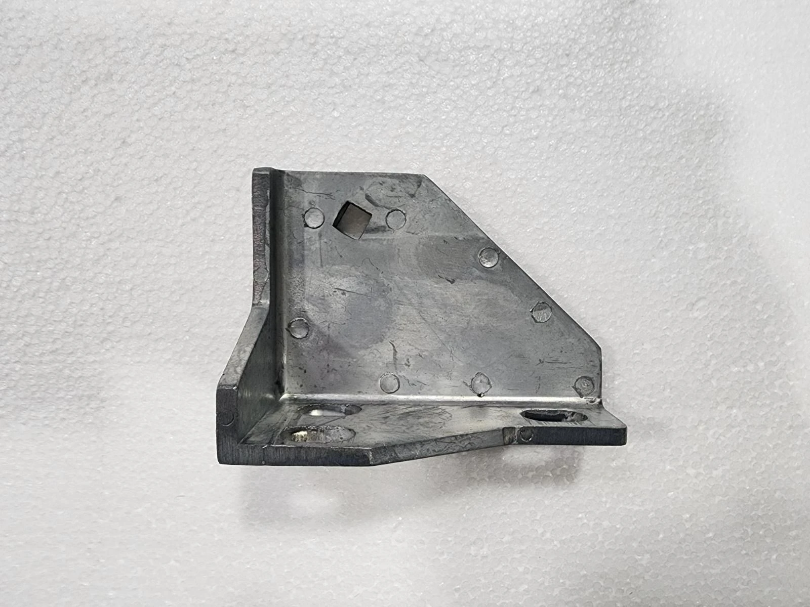 Bottom Left Hinge 12517020006