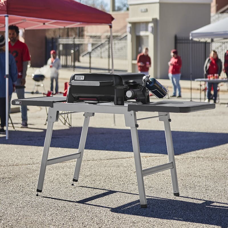 Weber Traveler® 17” Tabletop Griddle 1500012