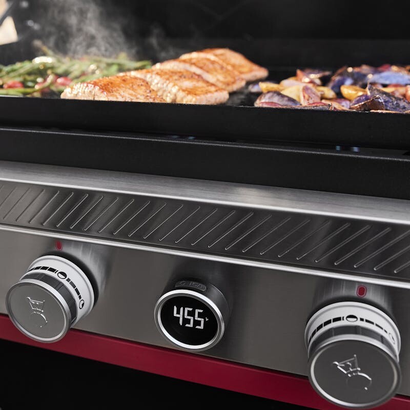 Slate® 30" Rust-Resistant Griddle with Extendable Side Table (Liquid Propane) view 4