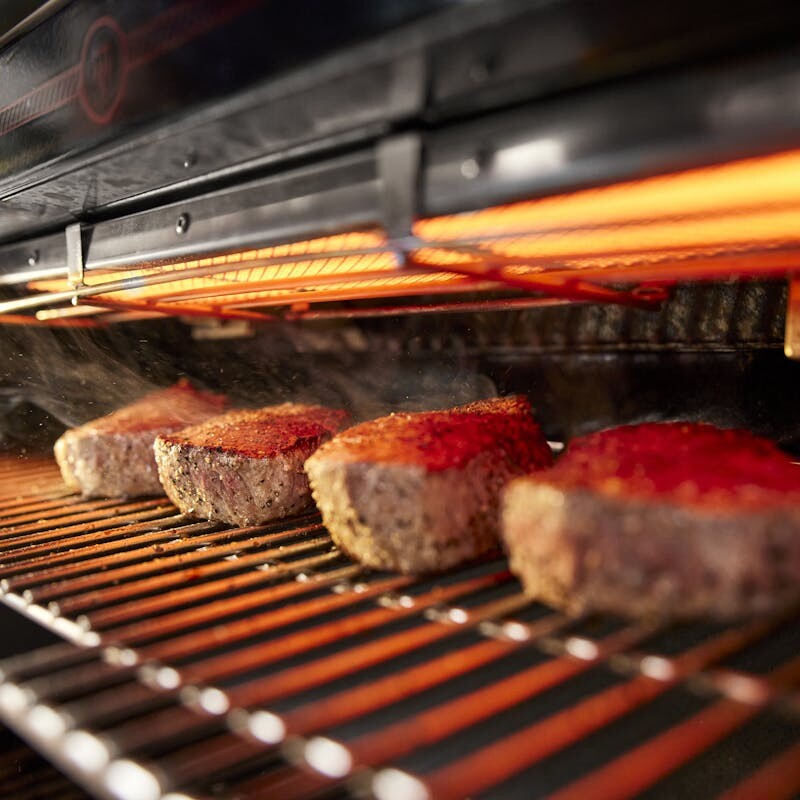 Summit® FS38 S Gas Grill (Liquid Propane) view 3