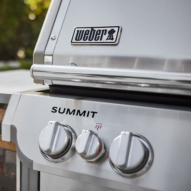 Summit® SB38 S Built-In Gas Grill (Natural Gas) view 2