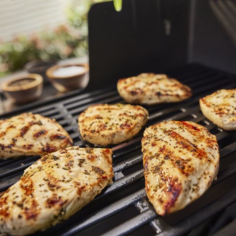 Genesis E-415 Gas Grill (Liquid Propane) view 6