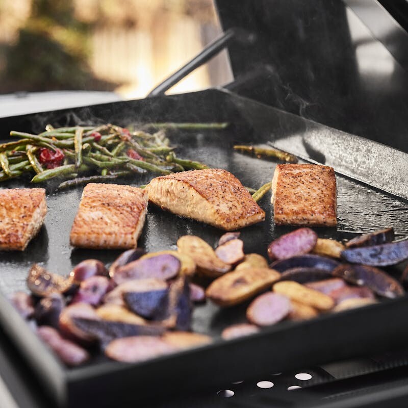 Slate® 30" Rust-Resistant Griddle with Extendable Side Table (Natural Gas) view 2
