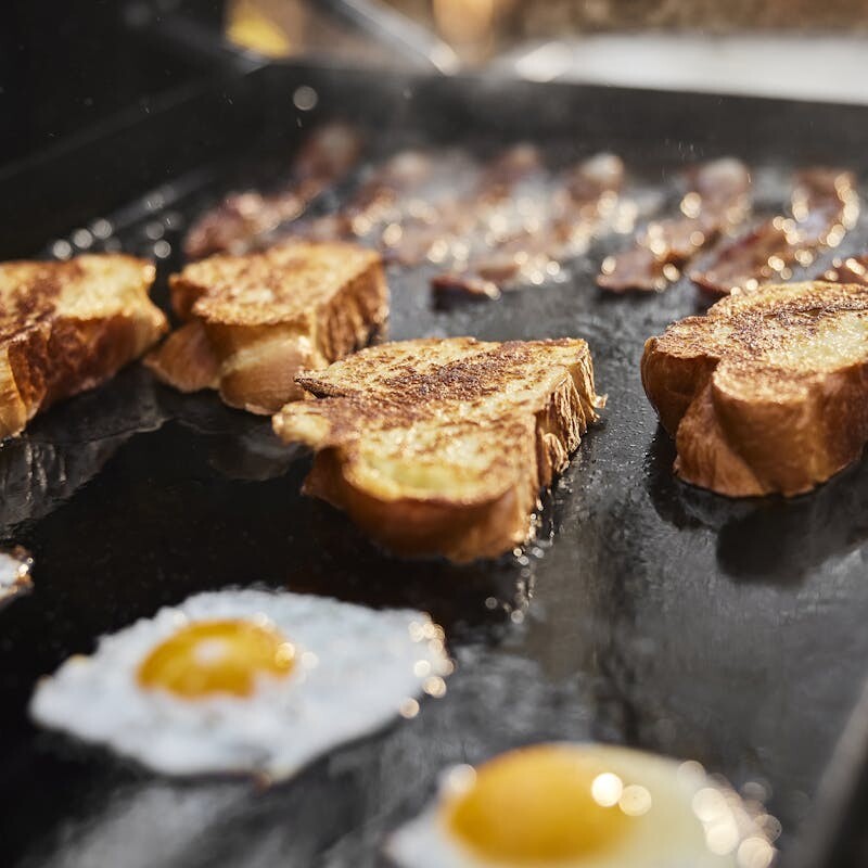 Slate® 30" Rust-Resistant Griddle with Extendable Side Table (Natural Gas) view 4