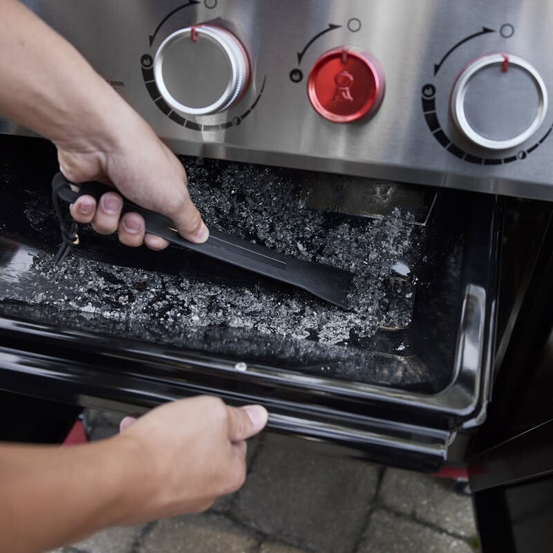Genesis E-325 Gas Grill (Liquid Propane) view 7