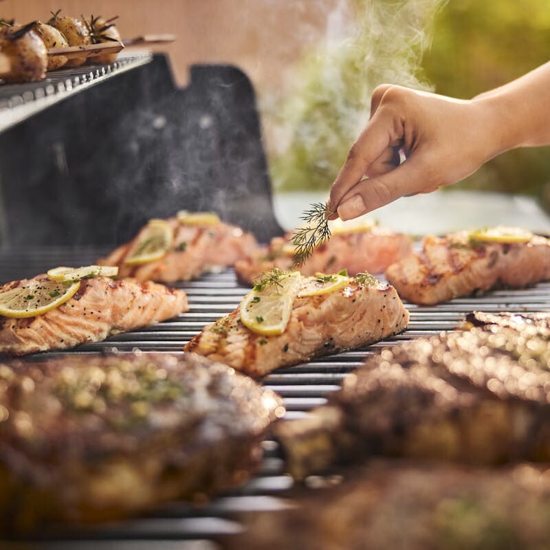 Genesis S-315 Gas Grill (Liquid Propane) view 8