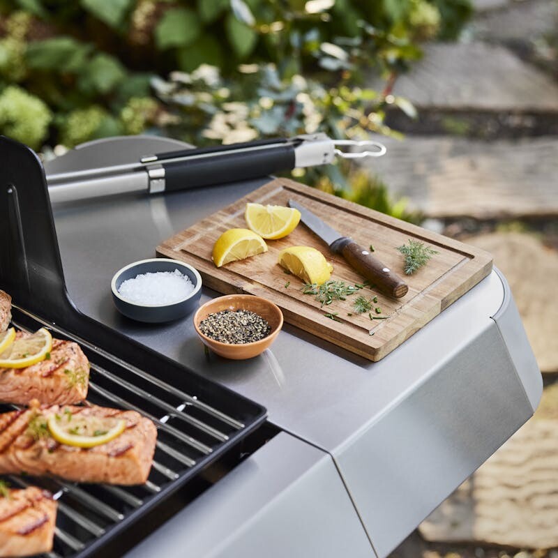Genesis S-315 Gas Grill (Natural Gas) view 3