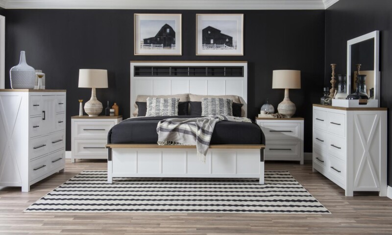 1561 Franklin BR Complete Two Tone Panel Bed Ca King 6/0 15614207K