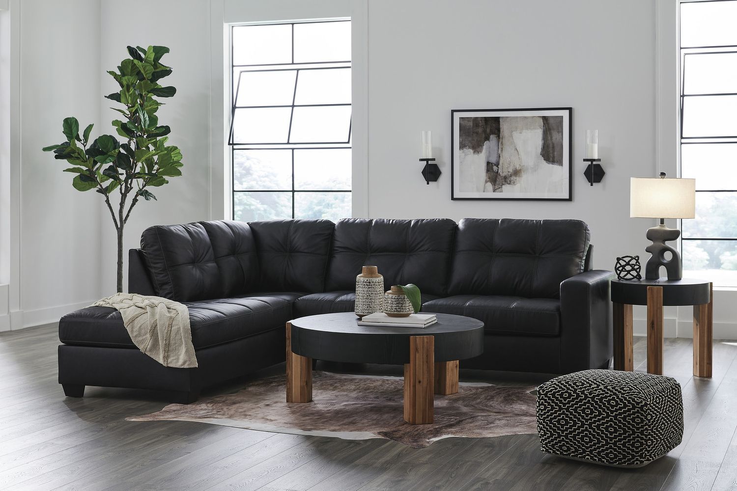 Barlin Mills 2 Piece Sectional with Chaise In Carbon 17004S1