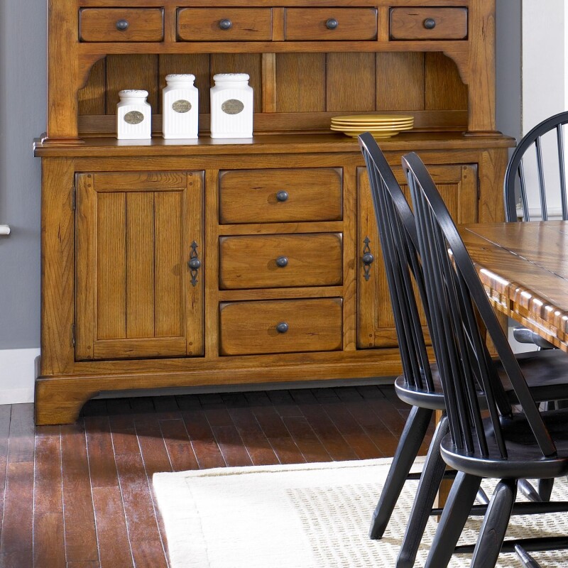 Treasures Buffet - Oak 17CB6285