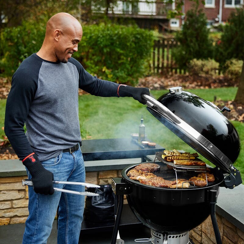Summit® Kamado E6 Charcoal Grill view 5