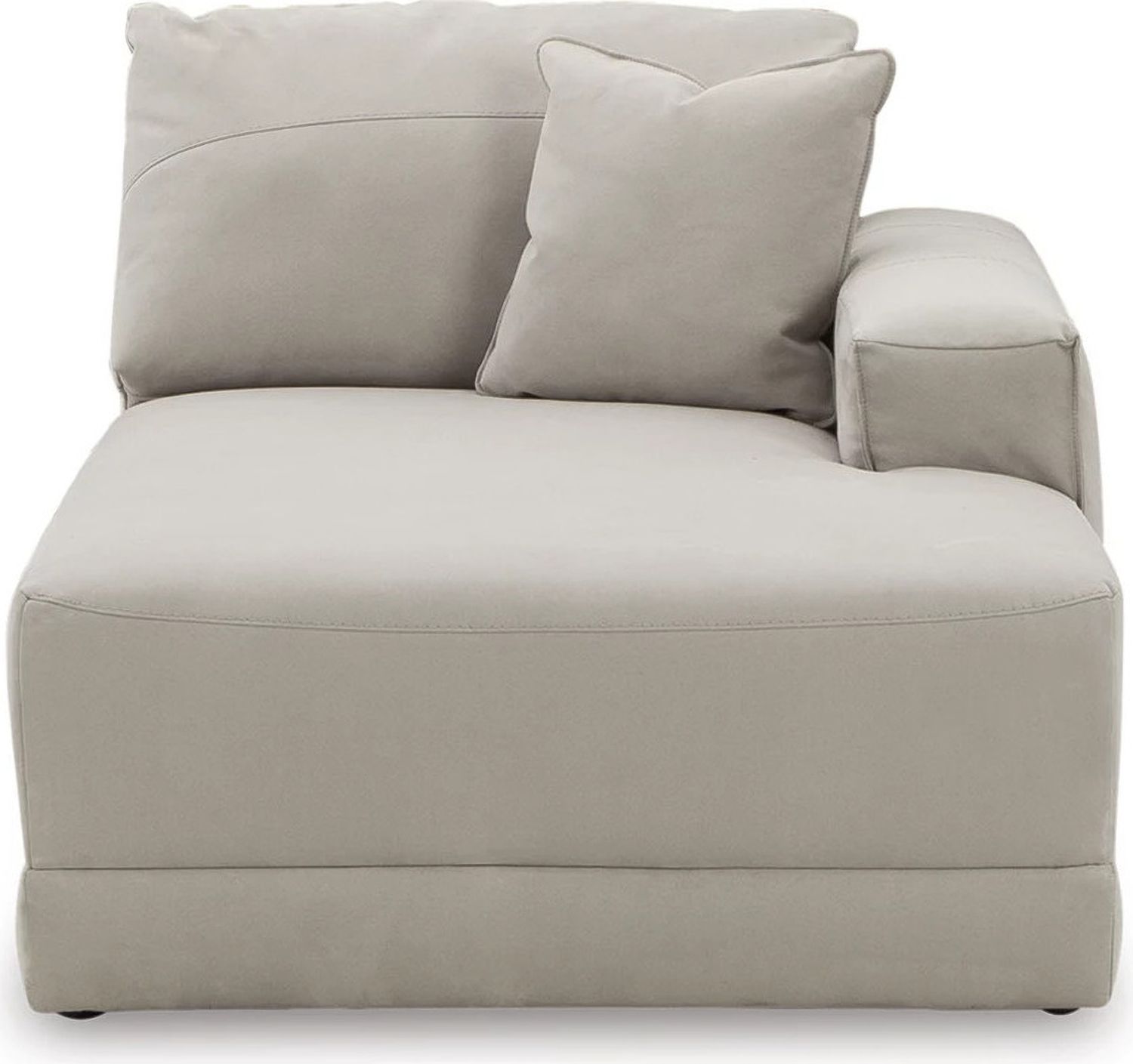 Next-Gen Gaucho 3-Piece RAF Chaise Sectional In Gray 18304S2