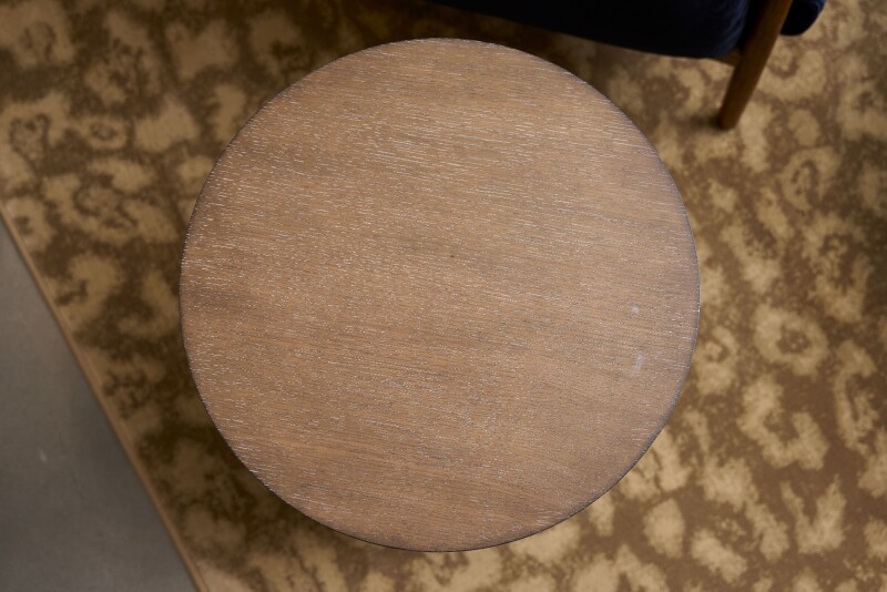 Landry End Table 18809