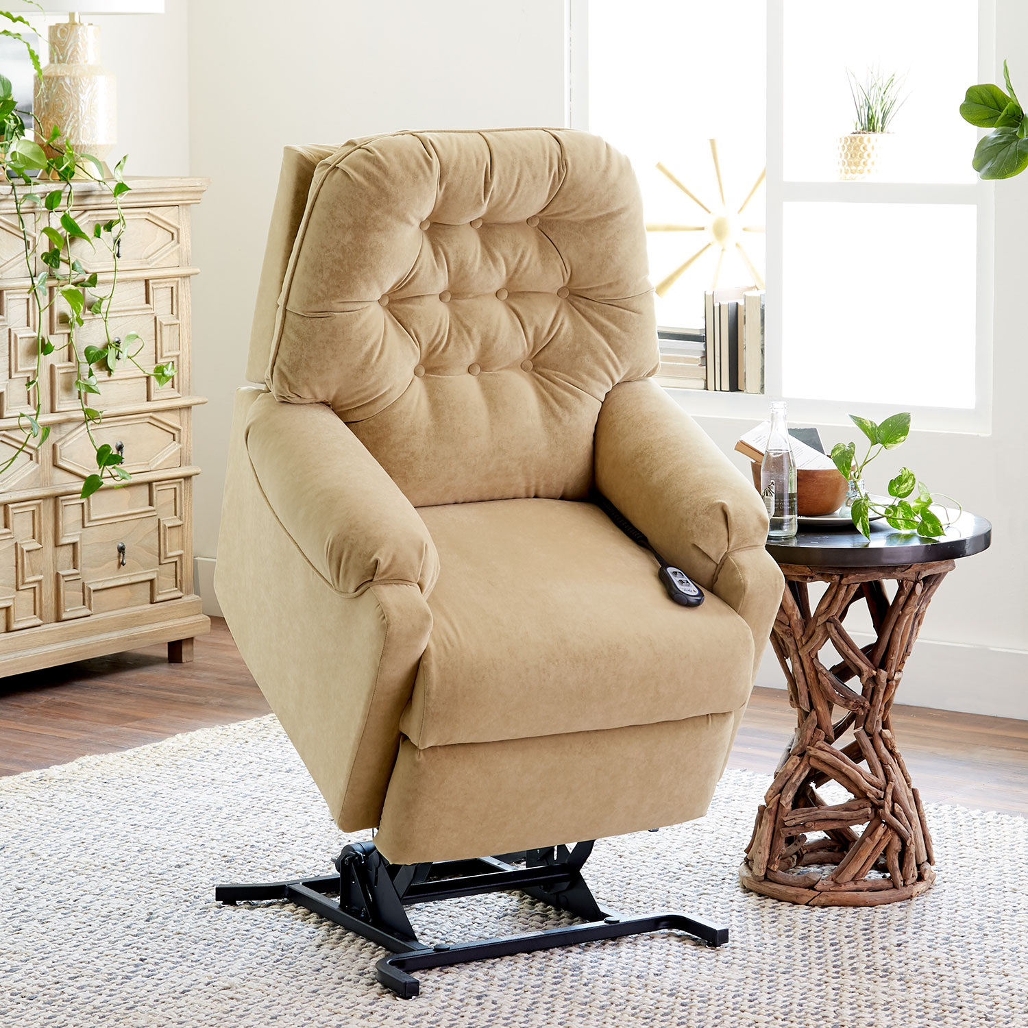 Sondra - Petite-sized, Power Lift Recliner - 1AW21 1AW21