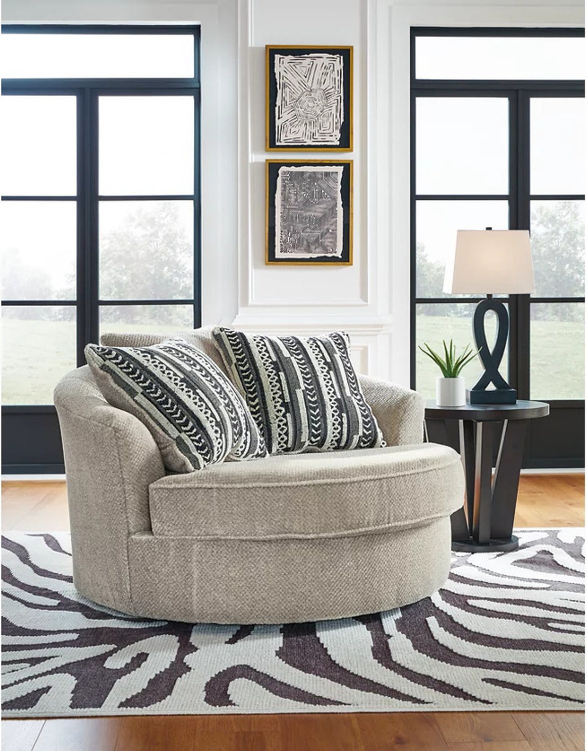 Calnita Oversized Swivel Accent Chair In Sisal 2050221