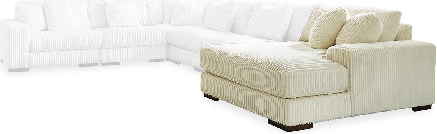 Lindyn 3-Piece RAF Sectional With Chaise In Ivory 21104S12
