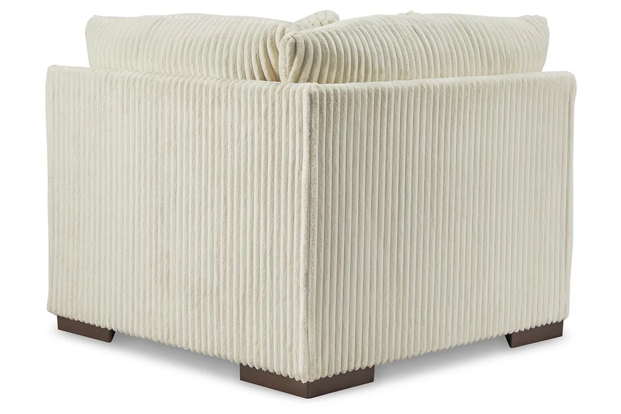 Lindyn 3-Piece LAF Sectional With Chaise In Ivory 21104S13