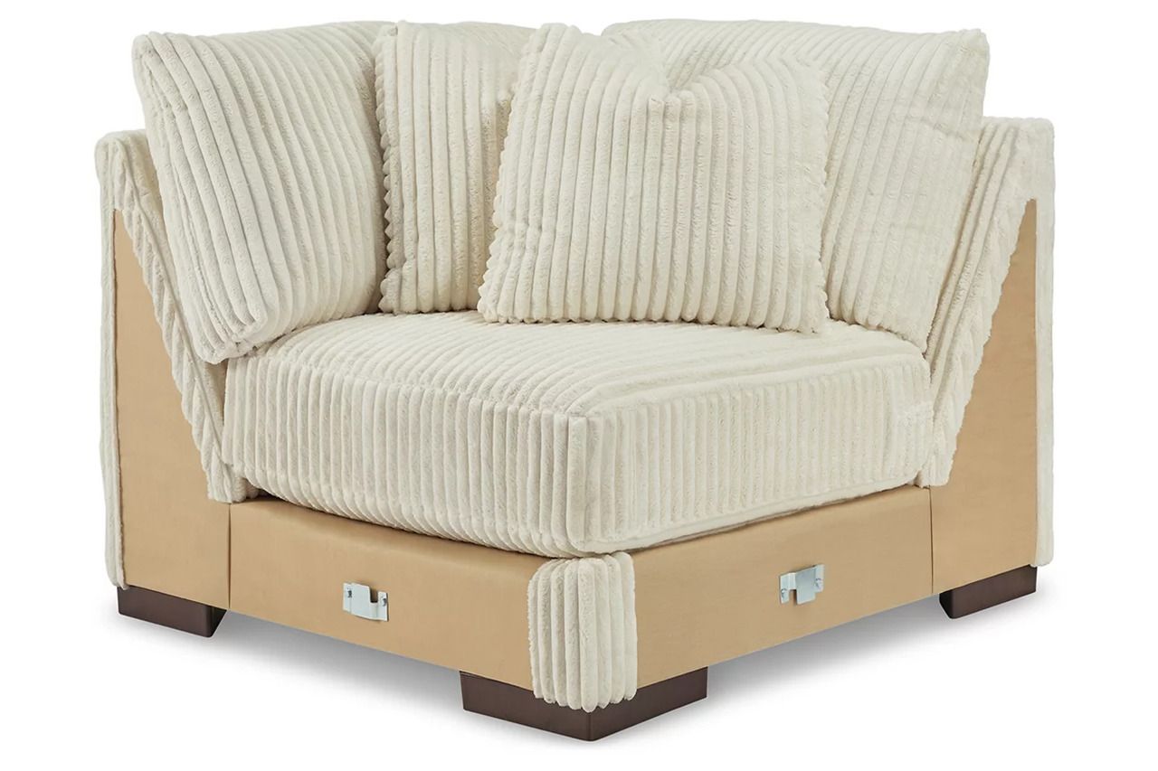 Lindyn 3-Piece LAF Sectional With Chaise In Ivory 21104S13