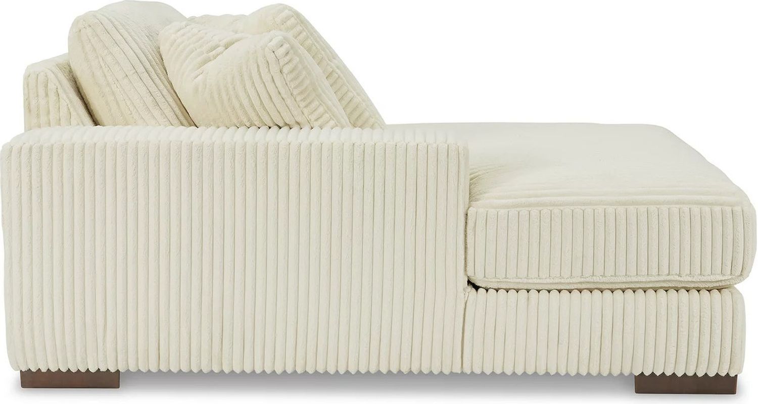 Lindyn Super Chaise In Ivory 21104S16