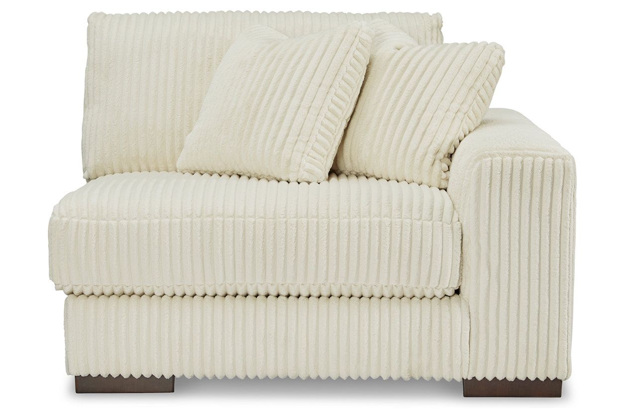 Lindyn 4-Piece Sectional with Chaise In Ivory 21104S17