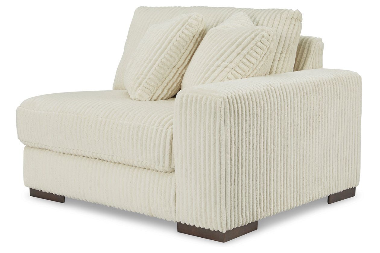 Lindyn 4-Piece Sectional with Chaise In Ivory 21104S17
