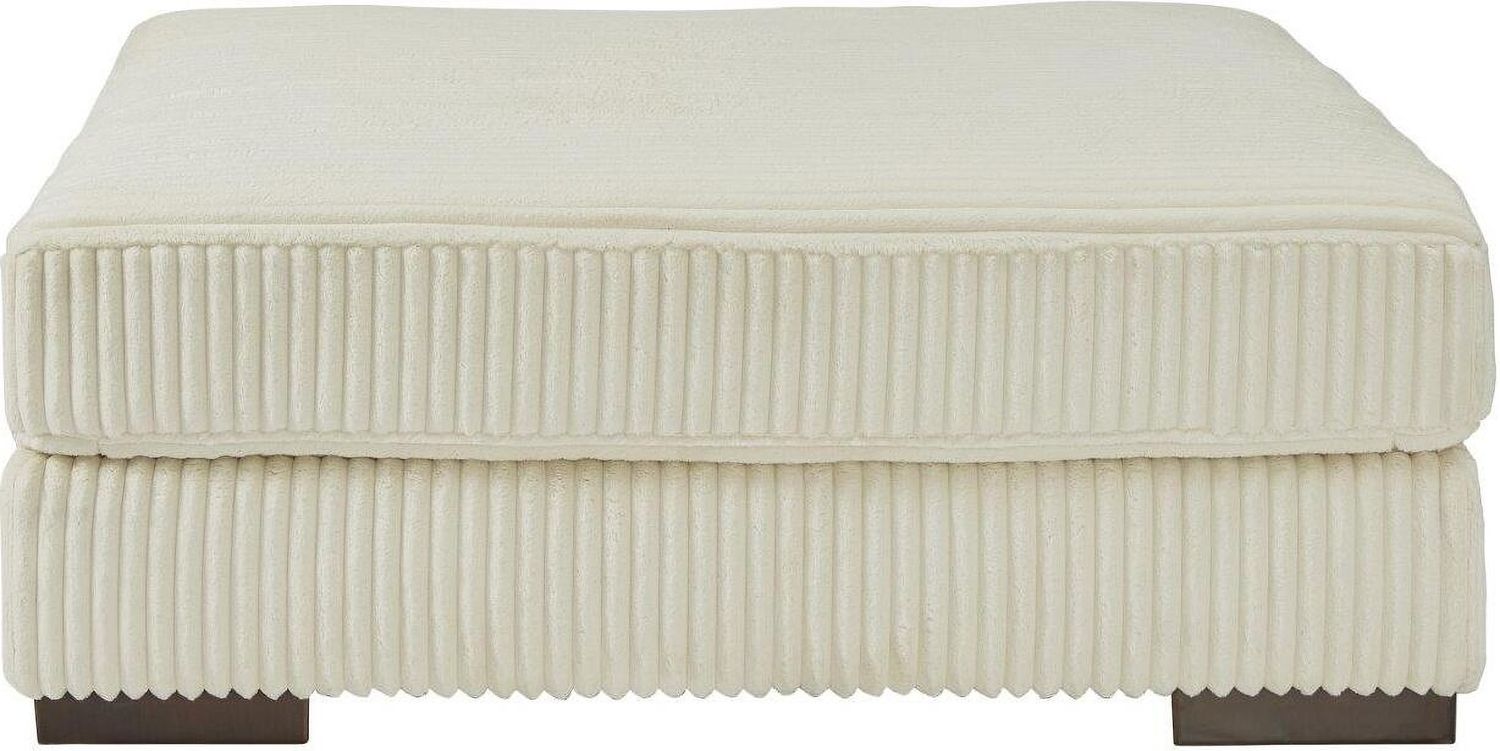 Lindyn 2-Piece LAF Chaise Sectional In Ivory 21104S3