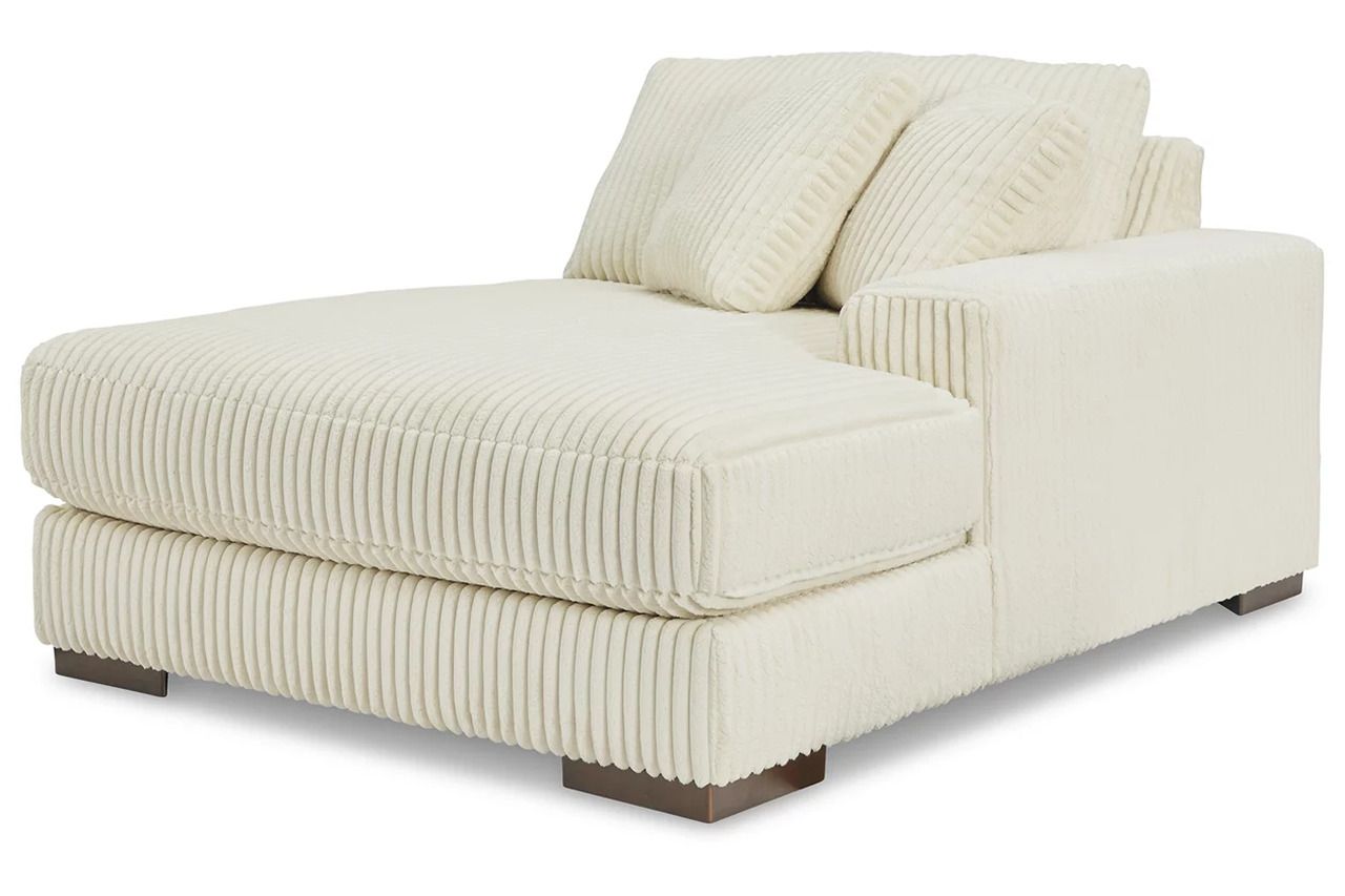 Lindyn 2-Piece LAF Chaise Sectional In Ivory 21104S3