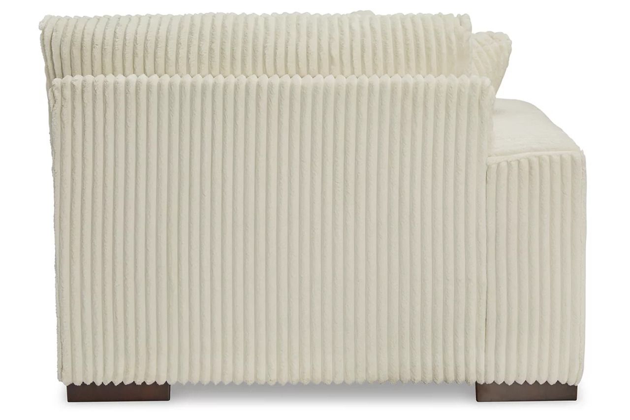 Lindyn 2-Piece LAF Chaise Sectional In Ivory 21104S3