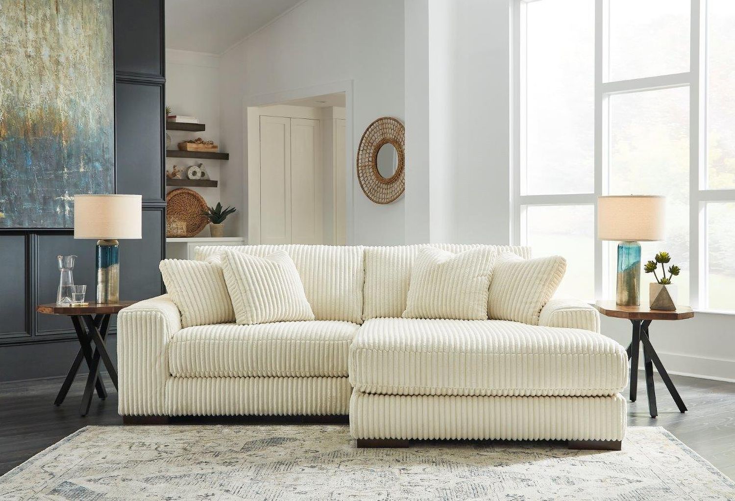 Lindyn 2-Piece RAF Chaise Sectional In Ivory 21104S4