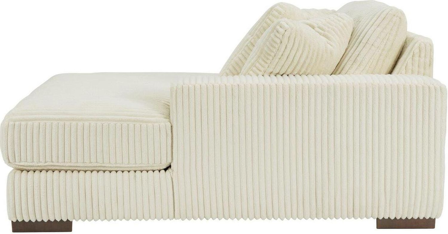 Lindyn 2-Piece RAF Chaise Sectional In Ivory 21104S4