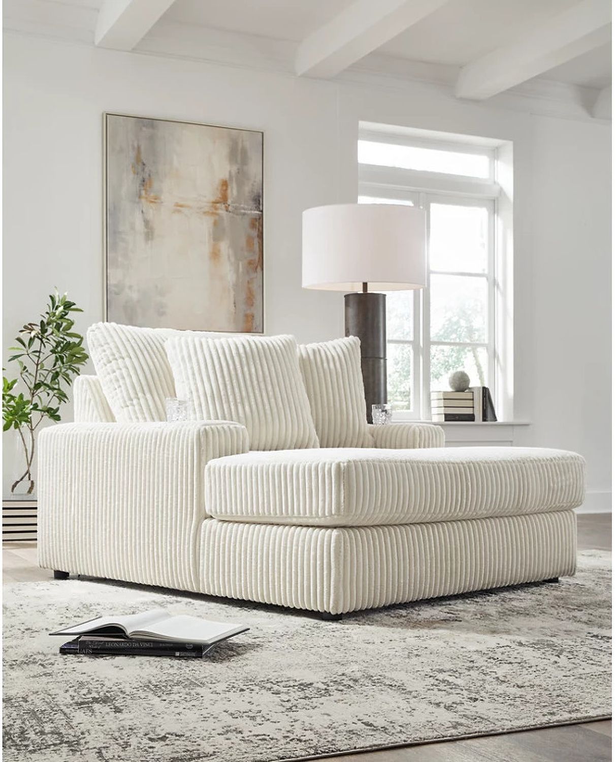 Lindyn 4-Piece Sectional In Ivory 21104S8