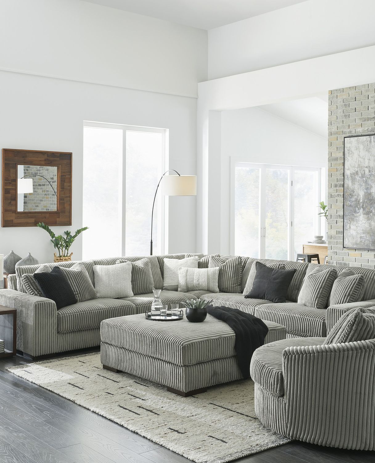 Lindyn Modular Loveseat In Fog 21105S1