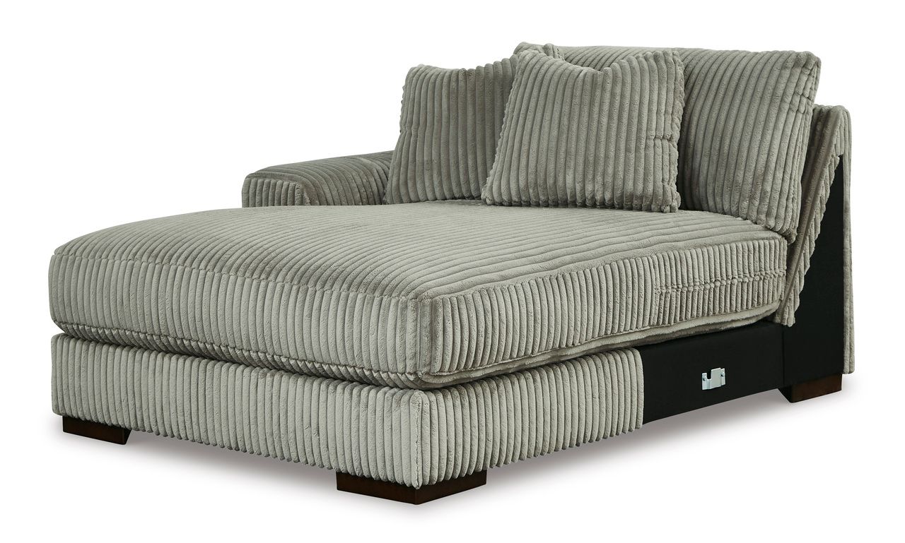 Lindyn Super Chaise In Fog 21105S11