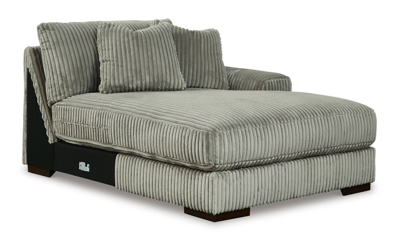 Lindyn Super Chaise In Fog 21105S11