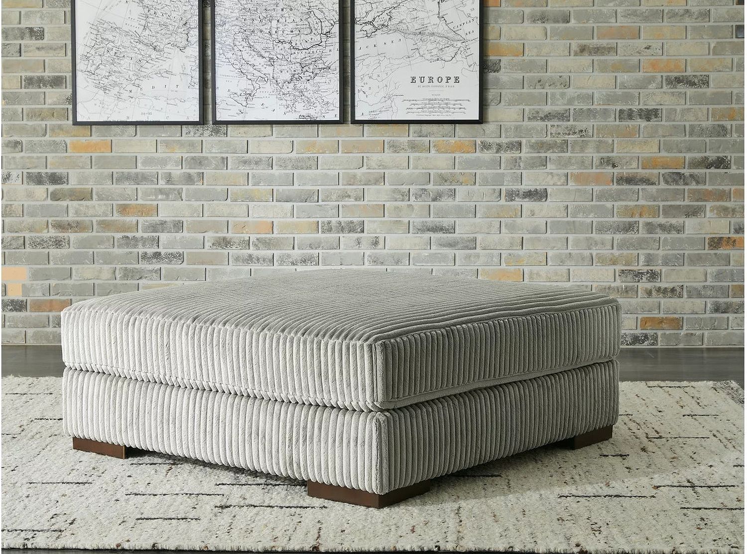 Lindyn 6-Piece LAF Sectional With Chaise In Fog 21105S8