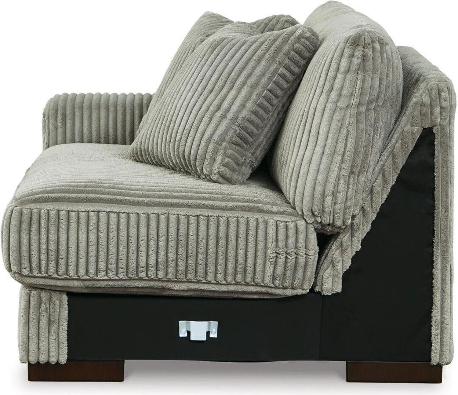 Lindyn 3-Piece RAF Sectional With Chaise In Fog 21105S9