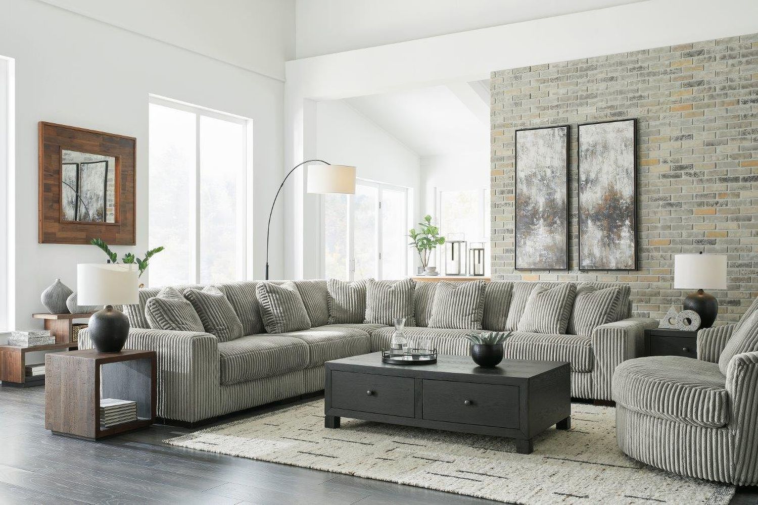 Lindyn 4-Piece Sectional, Chair and Ottoman In Fog 21105U11