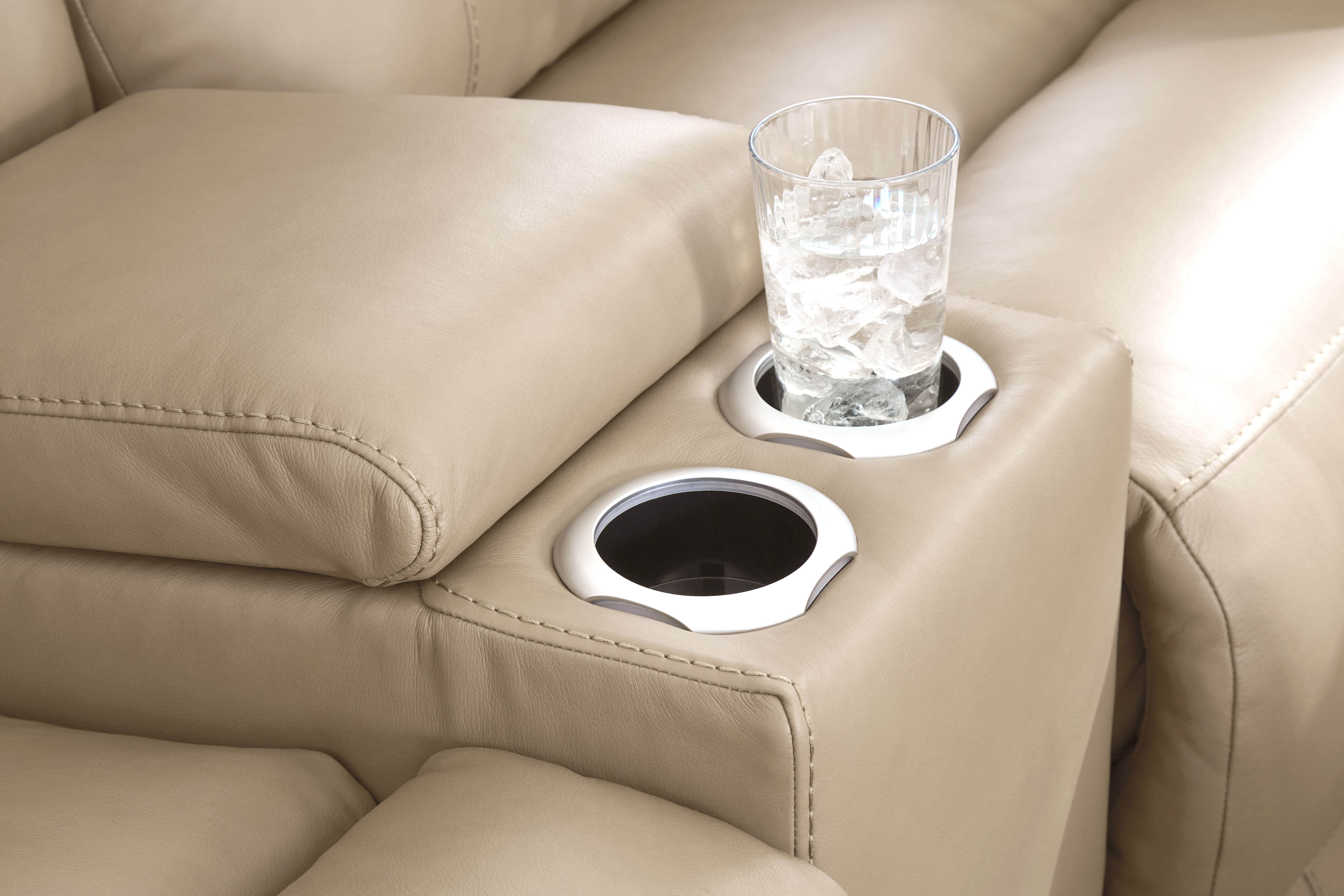 212 TUSCANY LOVE SEAT 212-26-15 2122615