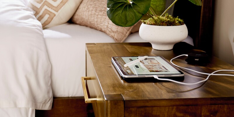 Parkway Nightstand 21280270ACBBRPULL